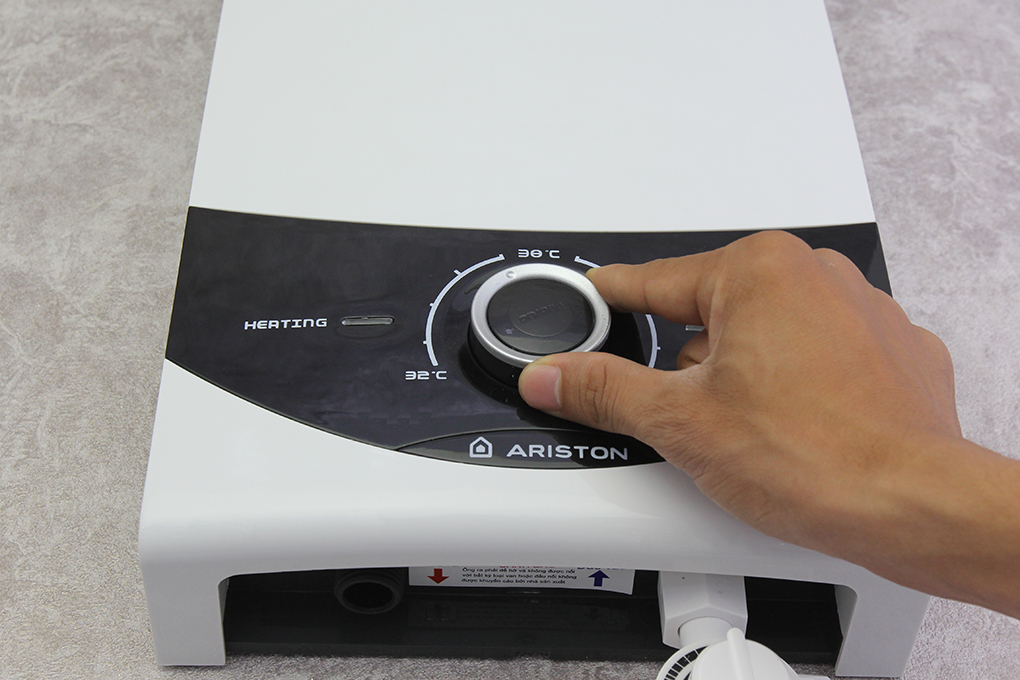 Máy nước nóng Ariston SMC45E-VN 4500W Màu Xám