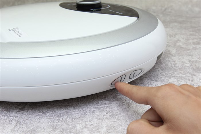 Máy nước nóng trực tiếp Ariston 4500W RMC45E-VN Màu Trắng - Xám