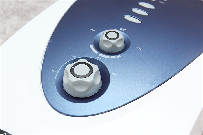 Máy nước nóng Ariston VR-M4522EP-BL W/Blue Màu Trắng - Xanh