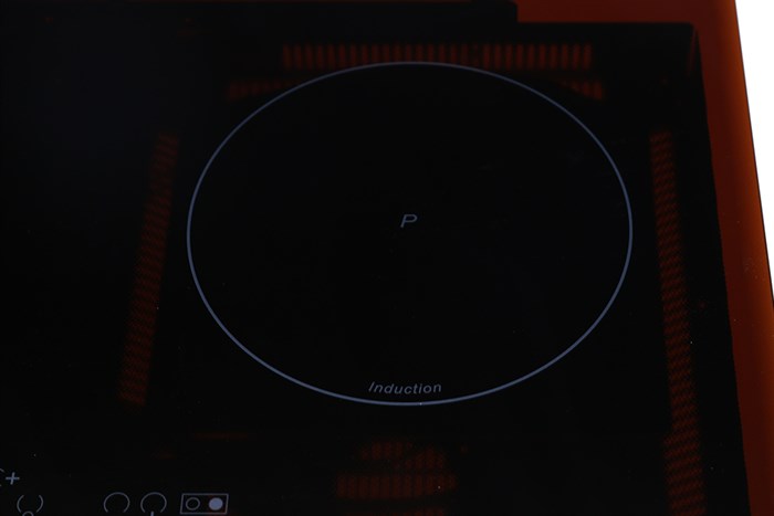 Bếp từ hồng ngoại lắp âm Teka IR 720 Màu Đen