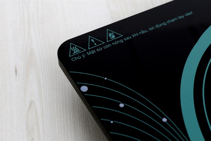 Bếp từ Midea MI-T2117DB Màu Đen