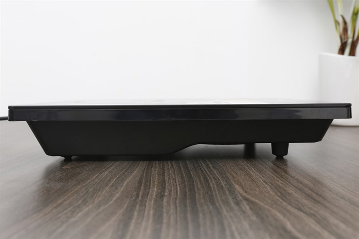 Bếp từ BlueStone ICB-6627 Màu Đen