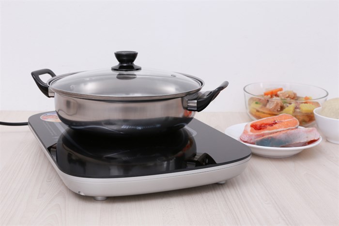 Bếp từ BlueStone ICB-6658 Màu Đen