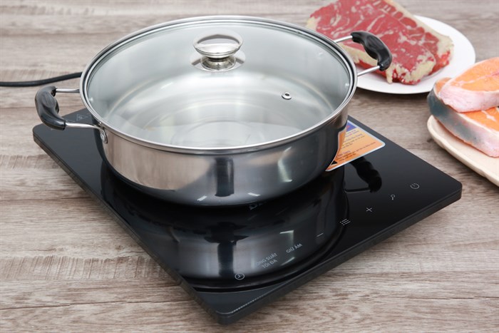 Bếp từ BlueStone ICB-6728 Màu Đen