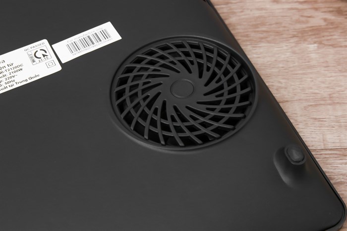 Bếp từ Midea MI-T2120DC Màu Đen