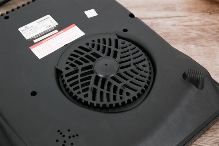 Bếp từ đơn BlueStone ICB-6619 2000W Màu Đen