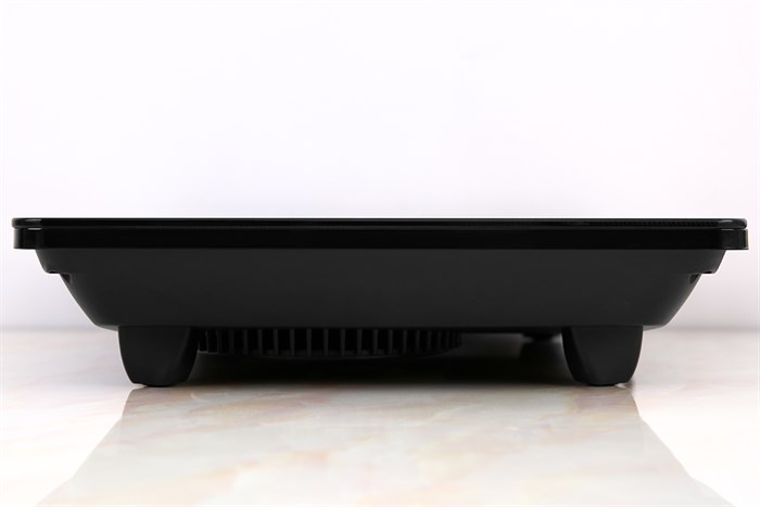 Bếp từ đơn Kangaroo KG18IH2 2000W Màu Đen