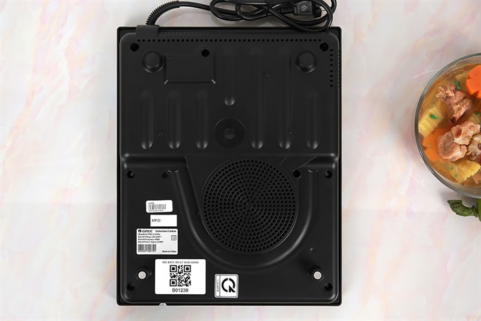 Bếp từ Gree GCWK-21XSFa Màu Đen