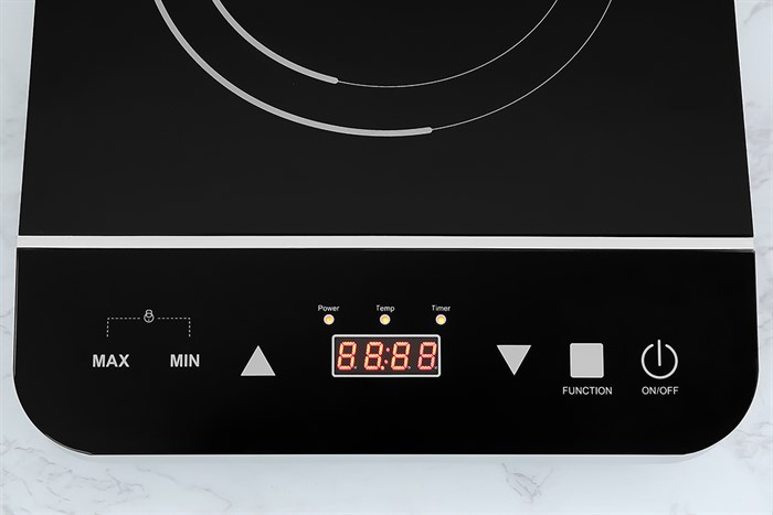 Bếp từ Rapido RI2000ES Màu Đen