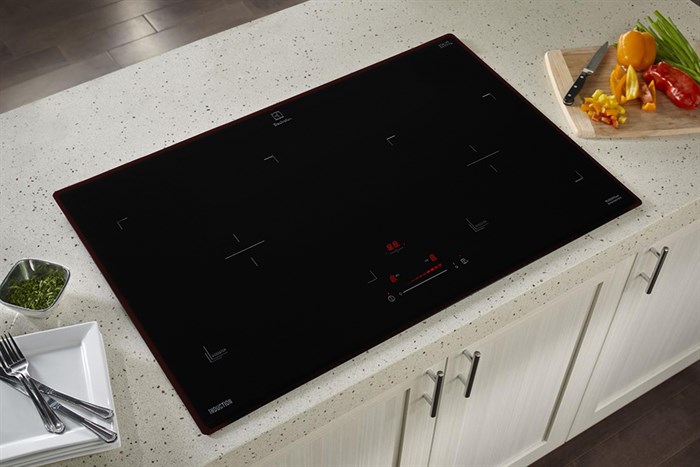 Bếp từ đôi lắp âm Electrolux EHI7325BA Màu Đen