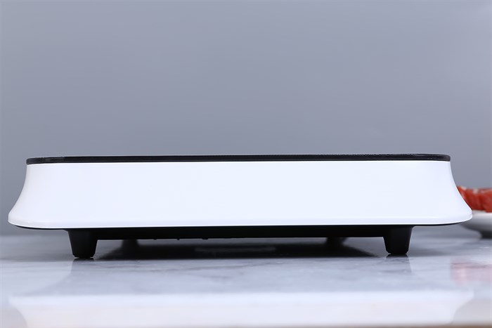 Bếp từ Sunhouse Mama SHD6858 Màu Trắng - Bạc