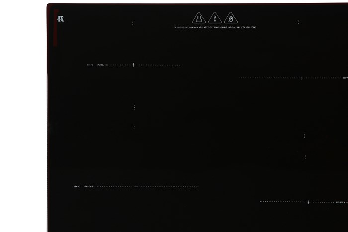 Bếp từ bốn vùng nấu Makano MKT-400001 Màu Đen