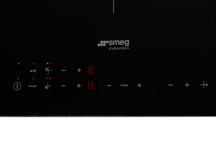 Bếp từ 3 vùng nấu lắp âm Smeg SI5632D (536.64.091) Màu Đen