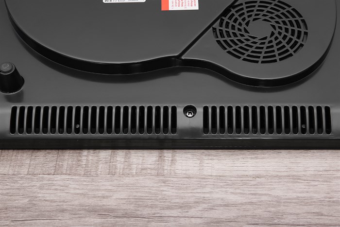 Bếp từ đơn BlueStone ICB-6729 2000W Màu Đen