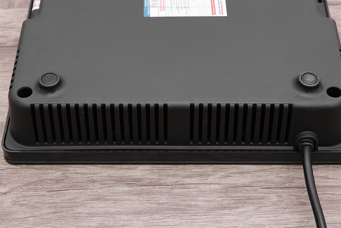 Bếp từ đơn Sunhouse SHD6162 2000W Màu Đen