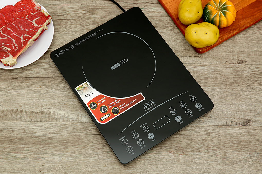 Bếp từ thông minh AVA AI-32 mang đến trải nghiệm nấu nướng tuyệt vời cho mỗi gia đình. Với công nghệ tiên tiến, bếp từ không chỉ tiết kiệm thời gian mà còn an toàn hơn so với bếp gas truyền thống. Vào bếp cùng AVA AI-32 ngay để nấu những món ăn ngon nhất cho gia đình bạn.