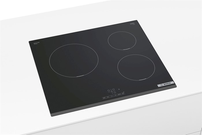 Bếp từ 3 vùng nấu lắp âm Bosch HMH.PUC631BB5E Màu Đen