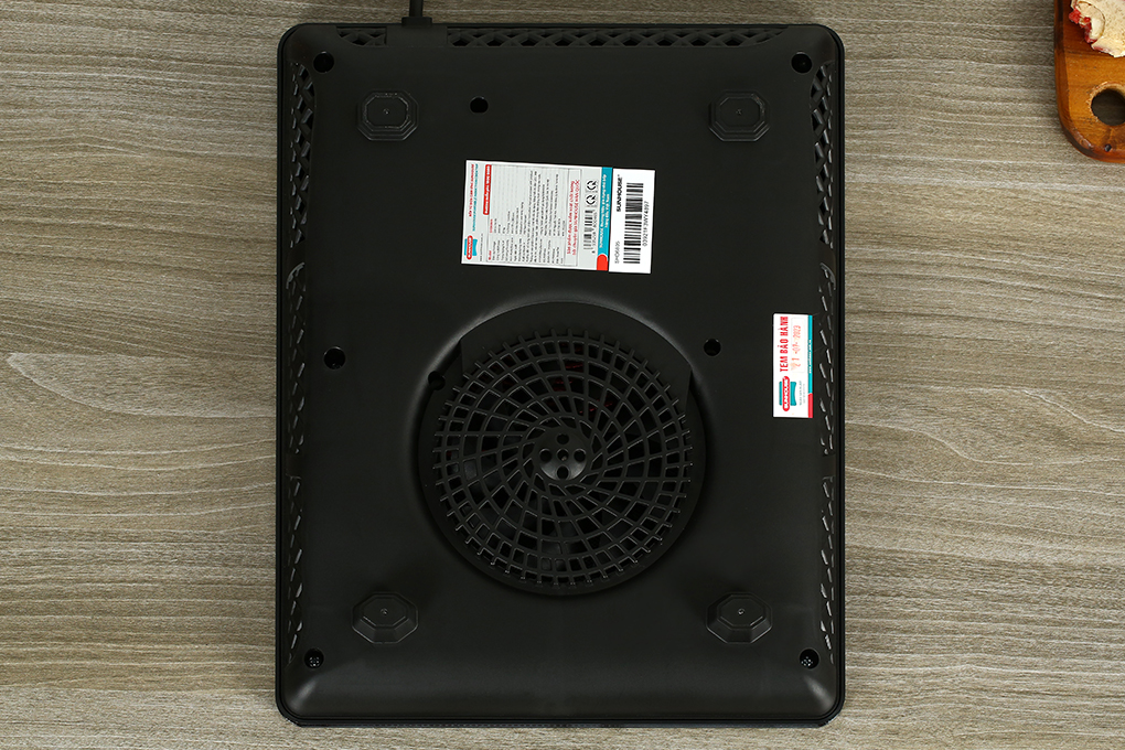 Bếp từ đơn Sunhouse SHD6805 2000W Màu Đen