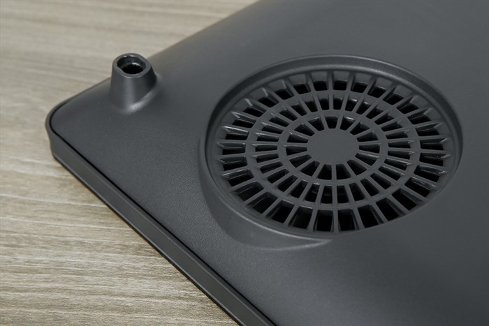 Bếp từ đơn Toshiba IC-20R2SV 2000W Màu Đen