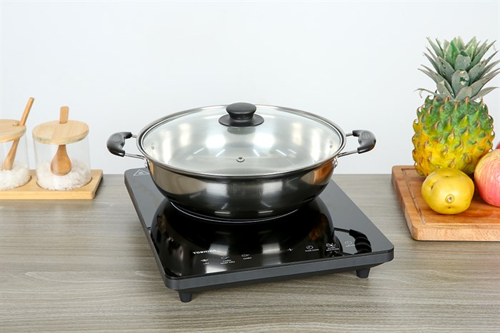 Bếp từ đơn Toshiba IC-20R2SV 2000W Màu Đen