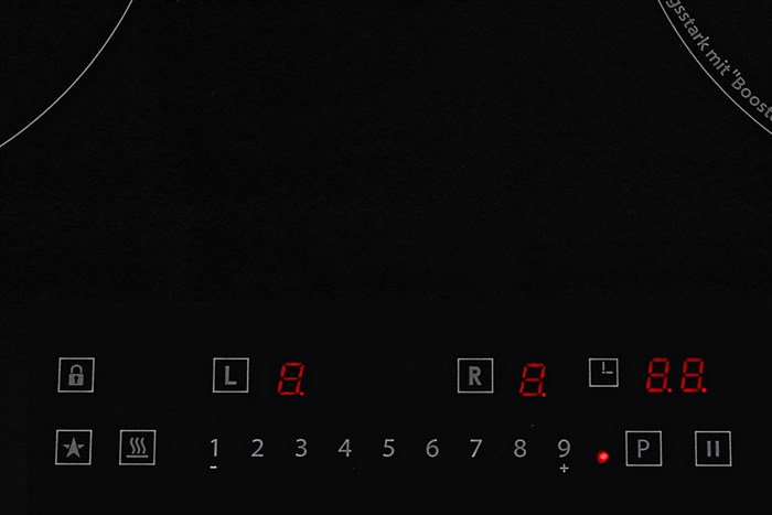 Bếp từ đôi âm Pramie PRDE-2223 4800W Màu Đen