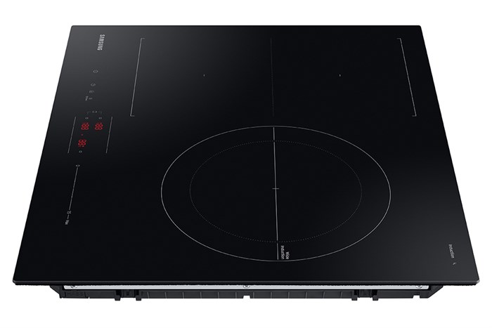 Bếp từ 3 vùng nấu âm Samsung NZ63B5046FK/SV 7400W Màu Đen