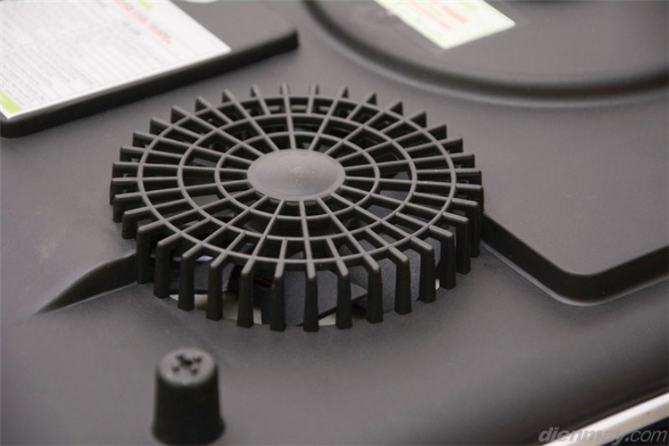 Bếp từ Kangaroo KG419i Màu Bạc