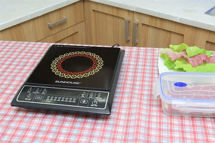 Bếp từ Sunhouse SHD6146 Màu Đen