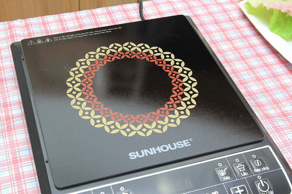 Bếp từ Sunhouse SHD6146 Màu Đen