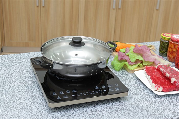 Bếp từ Midea MI-T2114DC Màu Đen