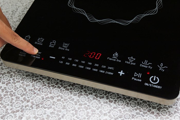 Bếp từ Midea MI-T2114DC Màu Đen