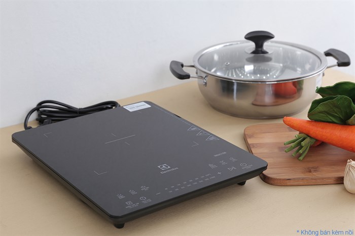 Bếp từ đơn Electrolux ETD42SKA 2100W Màu Đen