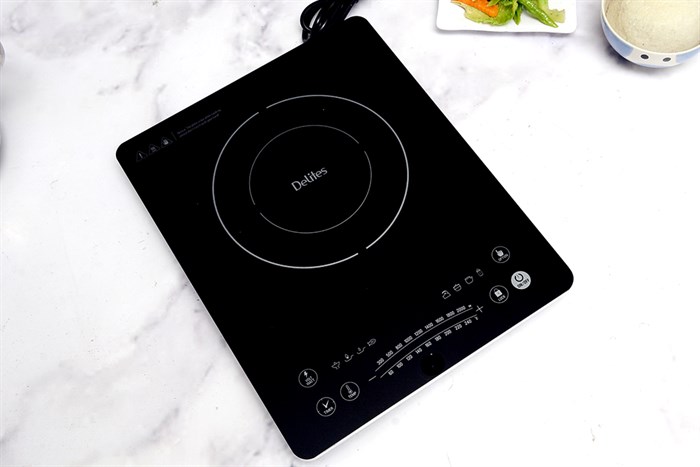 Bếp từ Delites BDT01 Màu Đen