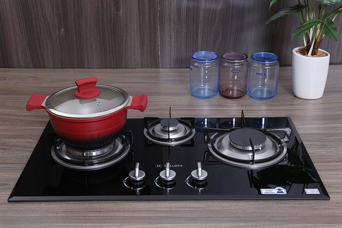 Bếp ga âm Malloca GHG 733B NEW Màu Đen