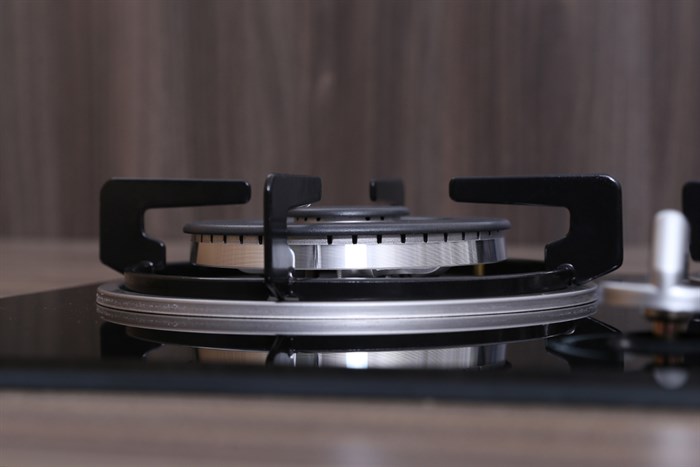 Bếp ga âm Malloca GHG 733B NEW Màu Đen