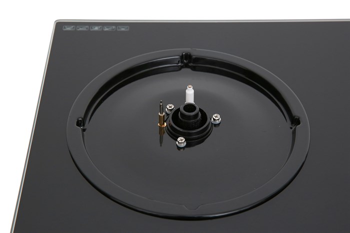 Bếp ga âm Electrolux EHG7230BE Màu Đen