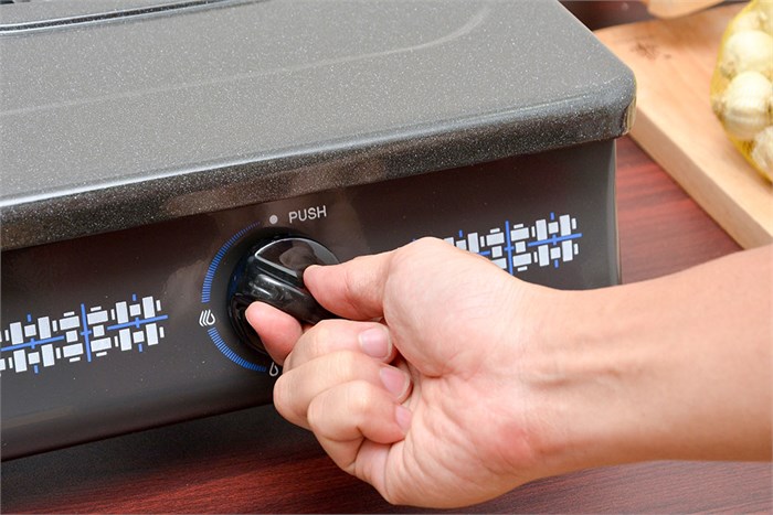 Bếp gas Rinnai RV-377(G)N Màu Xám đậm