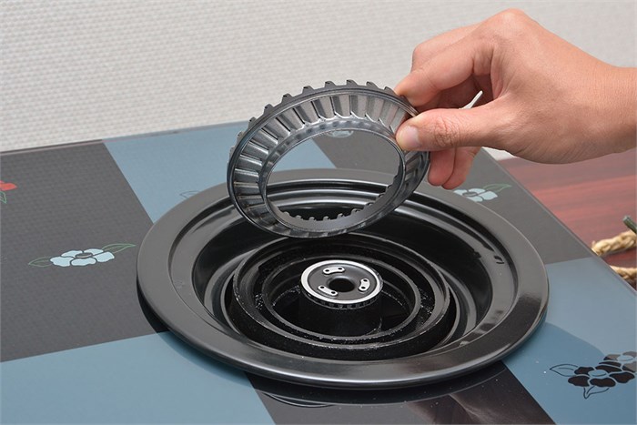 Bếp gas Rinnai RV-7Slim(GL-Pe) Màu Đen - xanh dương