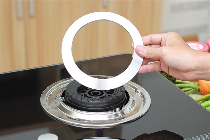 Bếp ga âm Sunhouse SHB-6636 Màu Đen