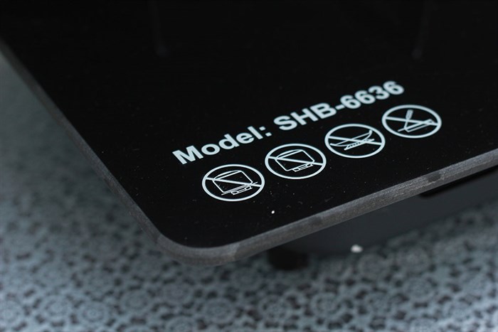 Bếp ga âm Sunhouse SHB-6636 Màu Đen