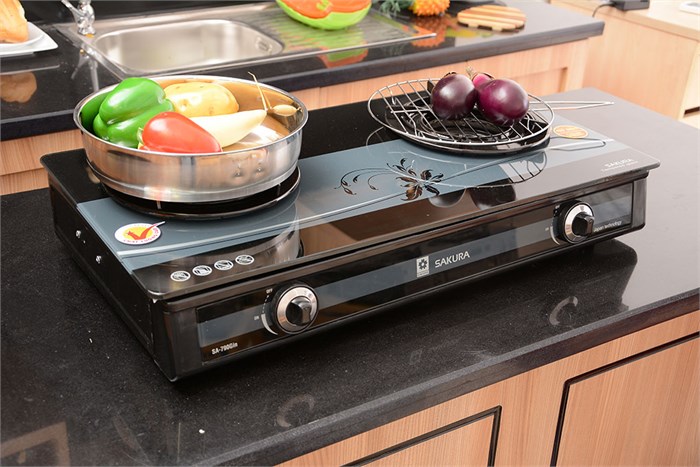 Bếp ga đôi Sakura SA-790GIN Màu Đen - Xám