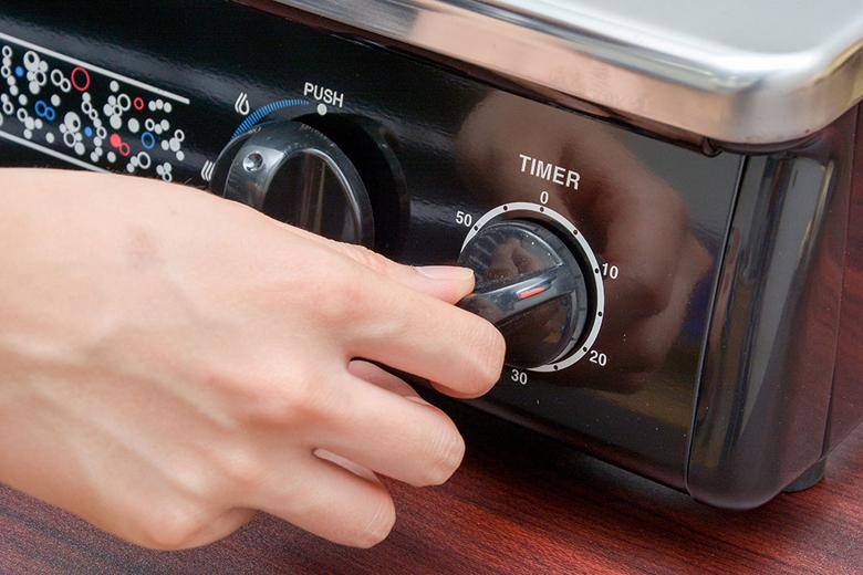 Đồng hồ hẹn giờ có chuông báo thật tiện lợi