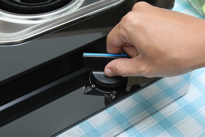 Bếp ga đôi Electrolux ETG729GKTR Màu Đen