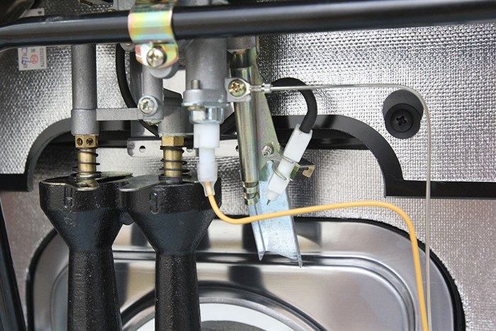 Bếp ga đôi Electrolux ETG729GKTR Màu Đen