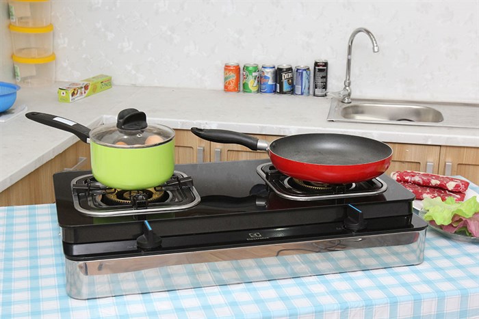 Bếp ga đôi Electrolux ETG729GKTR Màu Đen