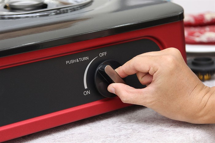 Bếp gas Paloma PA-V71ER Màu Đen - Đỏ