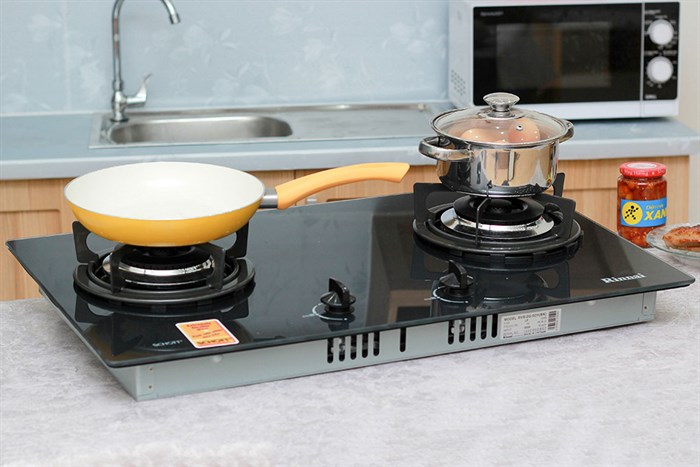 Bếp gas âm Rinnai RVB-2G-SCH(BK) Màu Đen