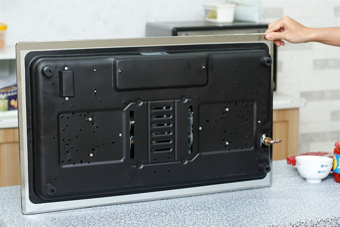 Bếp ga âm Sunhouse SHB8836 Màu Đen