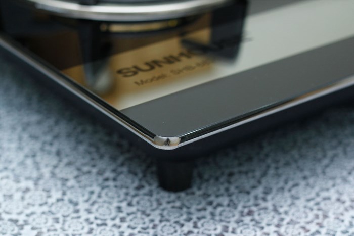 Bếp ga âm Sunhouse SHB8836 Màu Đen