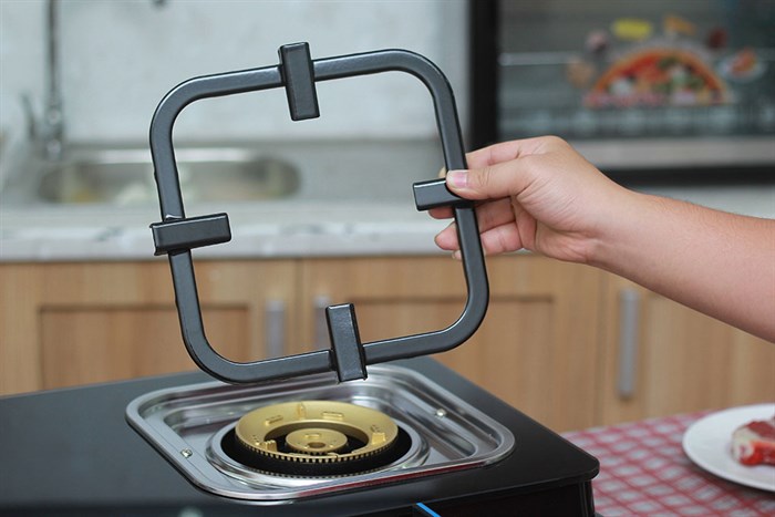 Bếp ga đôi Electrolux ETG728GKR Màu Đen